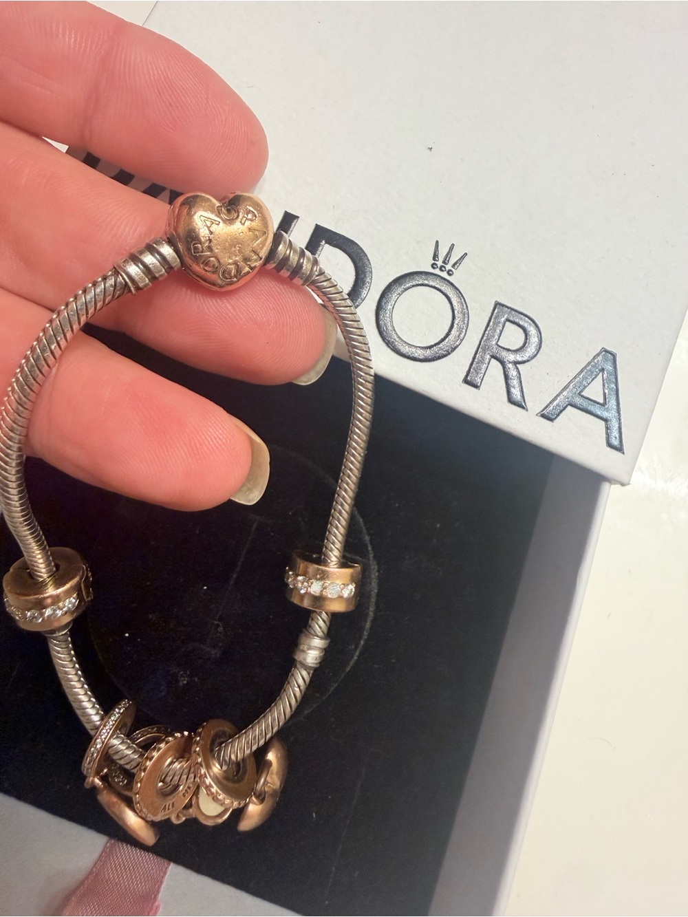 Pandora Rose Gold Charm Bracelet with Heart Clasp !